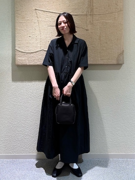 「かぐれ（カグレ）のMORMYRUS　CUBE TOTE（ハンドバッグ、ブラック系）」を使った、takagi naoさん（レディース・165cm）の春コーディネート
