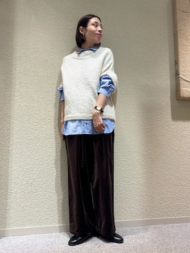 「かぐれ（カグレ）のコットンストライプレギュラーシャツ（シャツ/ブラウス）」を使った、takagi naoさん（レディース・165cm）の秋コーディネート