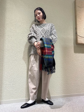 「アイテム（マフラー）」を使った、takagi naoさん（レディース・165cm）の秋コーディネート