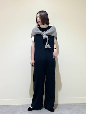 「かぐれ（カグレ）のペルータッセルストール（マフラー）」を使った、takagi naoさん（レディース・165cm）の冬コーディネート