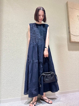 2サイズ展開』フロント刺繍ノースリーブワンピースを使った人気