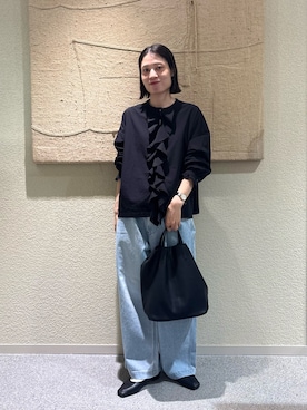 「アイテム（シャツ/ブラウス）」を使った、takagi naoさん（レディース・165cm）の秋コーディネート