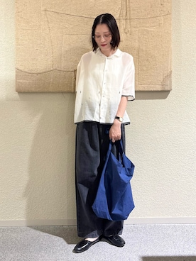「かぐれ（カグレ）のジャムダニオープンカラーシャツ（シャツ/ブラウス、ホワイト系）」を使った、takagi naoさん（レディース・165cm）の春コーディネート
