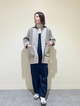 「アイテム（ステンカラーコート）」を使った、takagi naoさん（レディース・165cm）の秋コーディネート