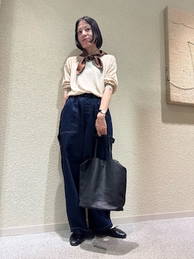 「アイテム（財布/小物、ブラウン系）」を使った、takagi naoさん（レディース・165cm）の秋コーディネート