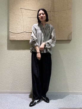 「かぐれ（カグレ）のCORSO ROMA 9　STRAP SANDAL（サンダル、ブラック系）」を使った、takagi naoさん（レディース・165cm）の春コーディネート