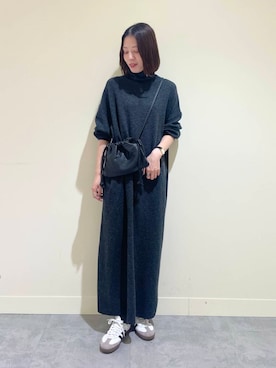 「かぐれ（カグレ）のMORMYRUS　ショルダー巾着バッグ（ショルダーバッグ）」を使った、takagi naoさん（レディース・165cm）の冬コーディネート