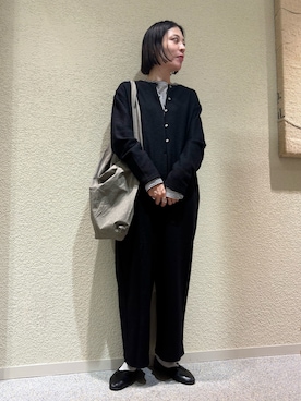 「アイテム（つなぎ/オールインワン）」を使った、takagi naoさん（レディース・165cm）の秋コーディネート