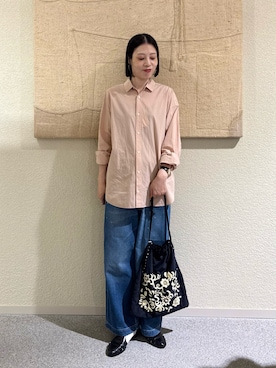 「かぐれ（カグレ）のordinary fits　BELL PANTS（デニムパンツ、ブルー系）」を使った、takagi naoさん（レディース・165cm）の秋コーディネート