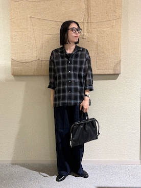 「かぐれ（カグレ）のアイテム（デニムパンツ）」を使った、takagi naoさん（レディース・165cm）の秋コーディネート