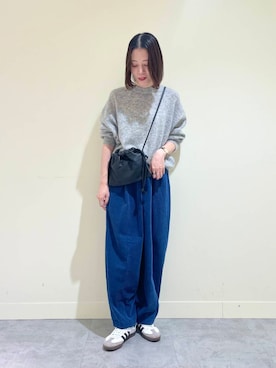 「かぐれ（カグレ）のMORMYRUS　ショルダー巾着バッグ（ショルダーバッグ）」を使った、takagi naoさん（レディース・165cm）の冬コーディネート