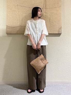「かぐれ（カグレ）のベイカーパンツ（その他パンツ、ブラック系）」を使った、takagi naoさん（レディース・165cm）の春コーディネート