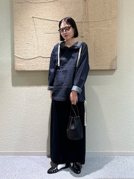 「かぐれ（カグレ）のカットストレートスカート（スカート、ブラック系）」を使った、takagi naoさん（レディース・165cm）の夏コーディネート