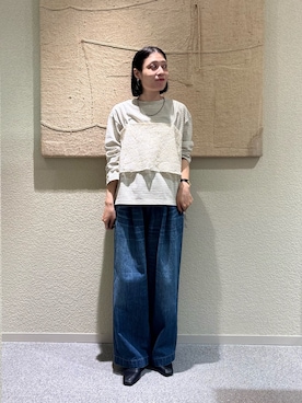「かぐれ（カグレ）のアイテム（Tシャツ/カットソー）」を使った、takagi naoさん（レディース・165cm）の秋コーディネート