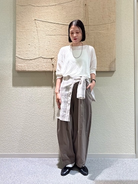「かぐれ（カグレ）のワッシャーコットンボリュームパンツ（その他パンツ、グリーン系）」を使った、takagi naoさん（レディース・165cm）の秋コーディネート