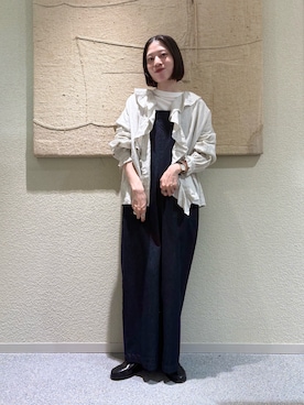 「かぐれ（カグレ）のリネンフリルカラーシャツ（シャツ/ブラウス、グレー系）」を使った、takagi naoさん（レディース・165cm）の春コーディネート