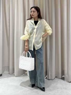 「FREE'S MART（フリーズマート）の◆シアーダブルストライプシャツ（シャツ/ブラウス、イエロー系）」を使った、yuiさん（レディース・148cm）の春コーディネート