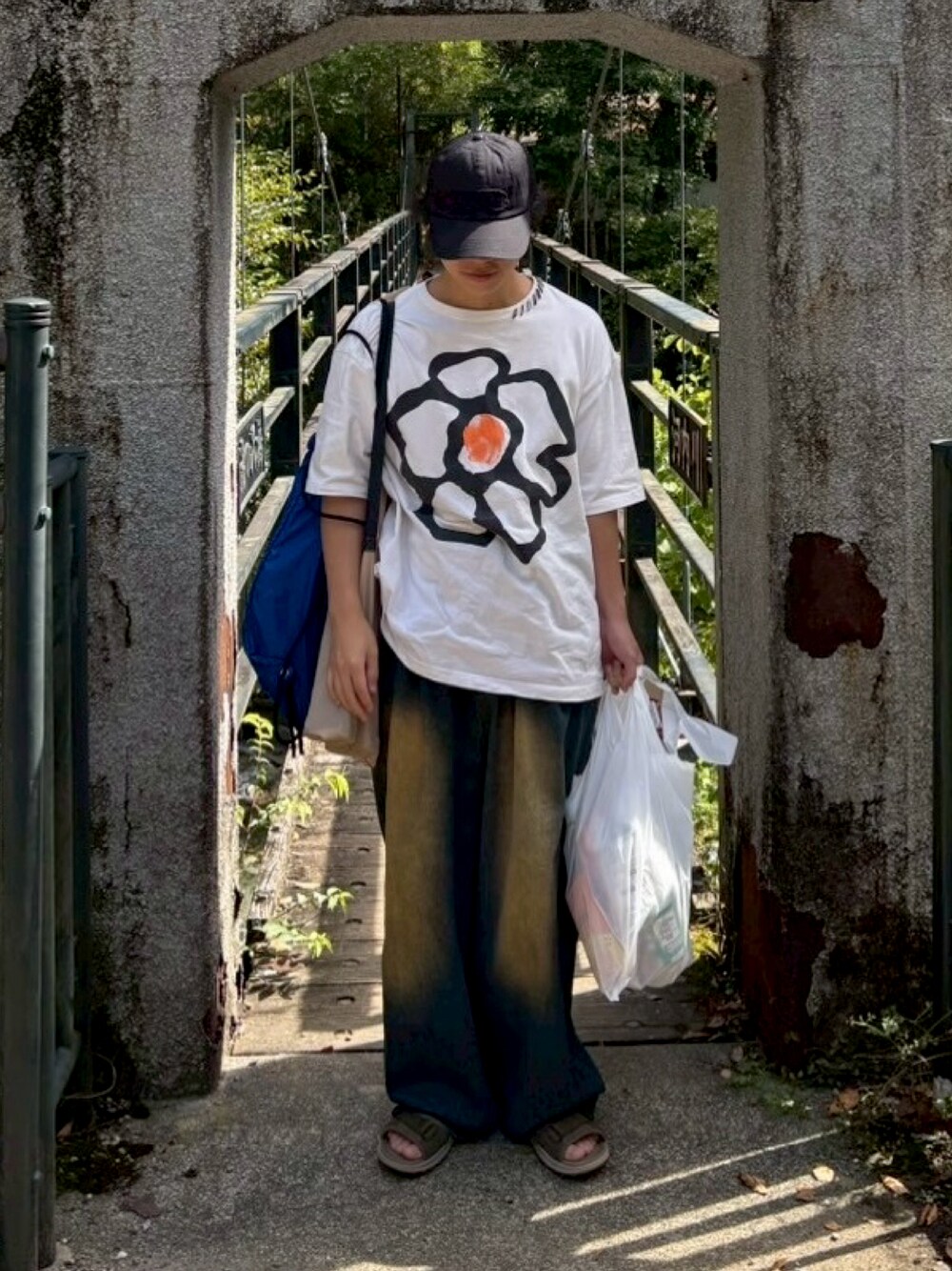 新品タグ付き　メゾンスペシャル　コラボペインティングプリントシャツ 新品タグ付き メゾンスペシャル コラボペインティングプリント