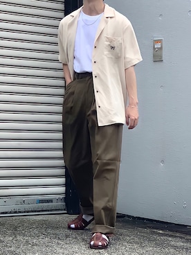 「ごきげんウィーク」｜「アイテム（チノパンツ）」を使った、みっち~さん（メンズ・165cm）の春コーディネート