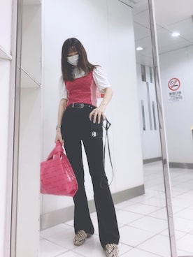「GRL」｜「アイテム（PC・スマホグッズ/家電）」を使った、ひみこさん（レディース・160cm）の秋コーディネート