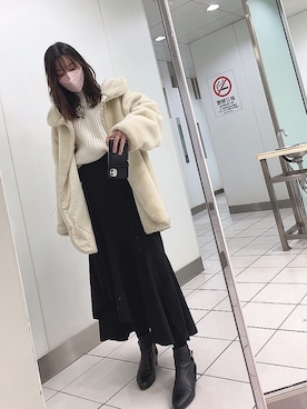 「GRL」｜「アイテム（PC・スマホグッズ/家電）」を使った、ひみこさん（レディース・160cm）の冬コーディネート