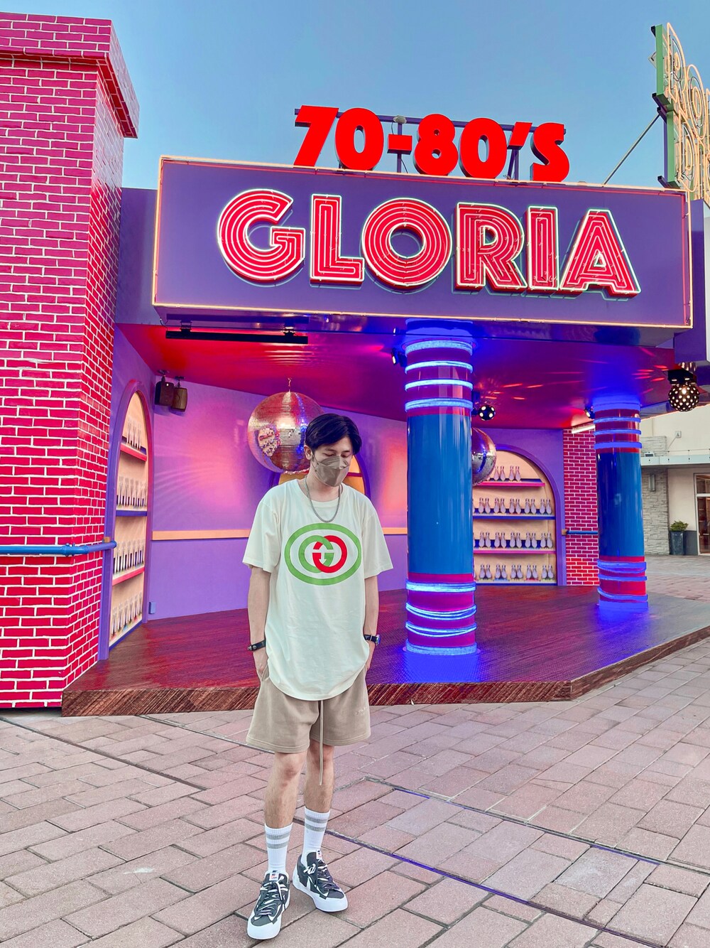 「summer、NIKE、sacai、sacai×nike、nike x sacai、GUCCI、fog、fogEssentials、fear of god、Taiwan」｜「NIKEのアイテム（スニーカー、グレー系）」を使った、Foxさん（メンズ・173cm）の秋コーディネートの1枚目の写真