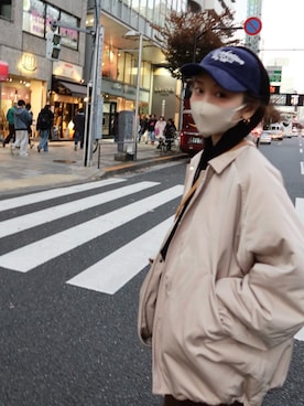 「アイテム（ジャケット/アウター、ベージュ系）」を使った、TOMOKAさん（レディース・162cm）の秋コーディネート