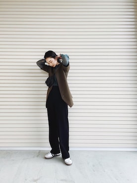 「23区（ニジュウサンク）のアイテム（パンツ）」を使った、TOMOKAさん（レディース・162cm）の秋コーディネート