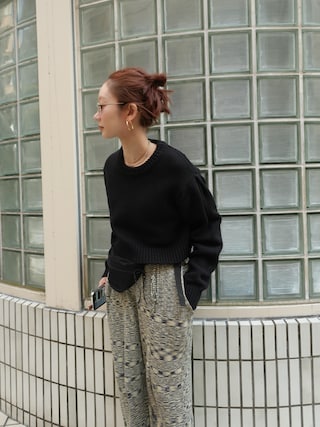 「LA PEAU DE GEM（ラポドゥジェム）の【LA PEAU DE GEM】M.O.M knit/メモリーオブマザーニット（ニット/セーター）」を使った、TOMOKAさん（レディース・162cm）の春コーディネート