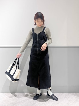 「GLOBAL WORK（グローバルワーク）のアイテム（ジャンパースカート）」を使った、kida.さん（レディース・165cm）の冬コーディネート