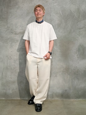 「THE SHOP TK （ザ ショップ ティーケー ）の【涼しい・透けにくい・乾きやすい 夏に欲しい機能、全部入り。】BO-NO TEE/ボーノTシャツ　洗濯機OK/吸水速乾/UVカット/透け防止/遮熱/接触冷感（Tシャツ/カットソー、ホワイト系）」を使った、藤田さん（メンズ）の春コーディネート