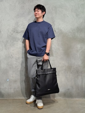 「THE SHOP TK （ザ ショップ ティーケー ）のアイテム（ショルダーバッグ）」を使った、藤田さん（メンズ・170cm）の秋コーディネート