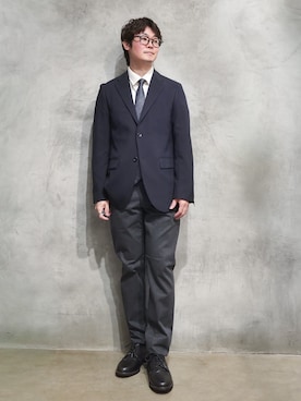 「アイテム（ネクタイ）」を使った、藤田さん（メンズ・170cm）の秋コーディネート