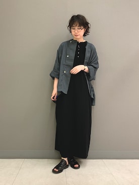 「かぐれ（カグレ）のMITTAN　ラミーシルクワイドジャケット草木濃染（ノーカラージャケット、ブルー系）」を使った、yoshidadaさん（レディース・162cm）の春コーディネート