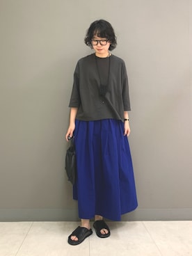 「かぐれ（カグレ）のコットンインレー6分袖プルオーバー（Tシャツ/カットソー、グレー系）」を使った、yoshidadaさん（レディース・162cm）の夏コーディネート