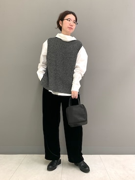 「アイテム（トートバッグ）」を使った、yoshidadaさん（レディース・162cm）の秋コーディネート