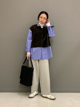 「かぐれ（カグレ）のコットンストライプレギュラーシャツ（シャツ/ブラウス）」を使った、yoshidadaさん（レディース・162cm）の秋コーディネート