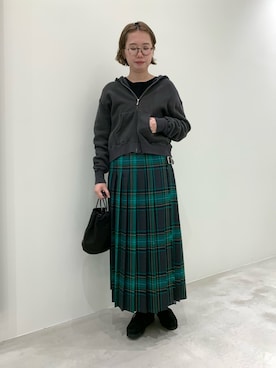 「かぐれ（カグレ）のドライコットンボートネックニット（ニット/セーター、ブラック系）」を使った、yoshidadaさん（レディース・162cm）の秋コーディネート