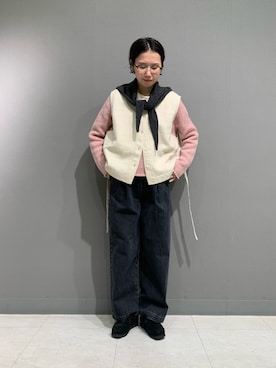 「アイテム（ベスト、パープル系）」を使った、yoshidadaさん（レディース・162cm）の秋コーディネート
