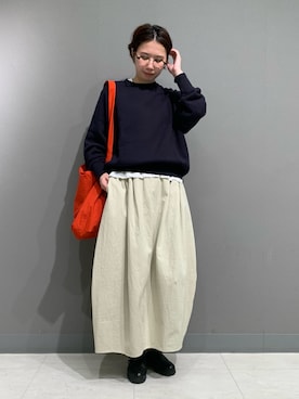 「アイテム（スウェット）」を使った、yoshidadaさん（レディース・162cm）の秋コーディネート
