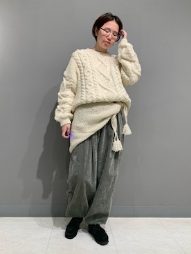 「アイテム（ストール/ショール）」を使った、yoshidadaさん（レディース・162cm）の秋コーディネート