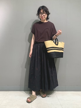 「かぐれ（カグレ）のフレンチスリーブカットソー（Tシャツ/カットソー、ブラウン系）」を使った、yoshidadaさん（レディース・162cm）の夏コーディネート
