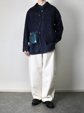 「RHYTHRのアイテム（シャツ/ブラウス、ブルー系）」を使った、takakiさん（メンズ・165cm）の春コーディネート