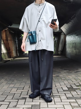 「BASISBROEK（バシスブルック）のアイテム（トップス）」を使った、takakiさん（メンズ・165cm）の夏コーディネート