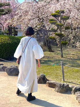 「coca（coca）（コカ）のアイテム（シャツワンピース）」を使った、　𝙵𝚞.𝚞さん（レディース・159cm）の春コーディネート