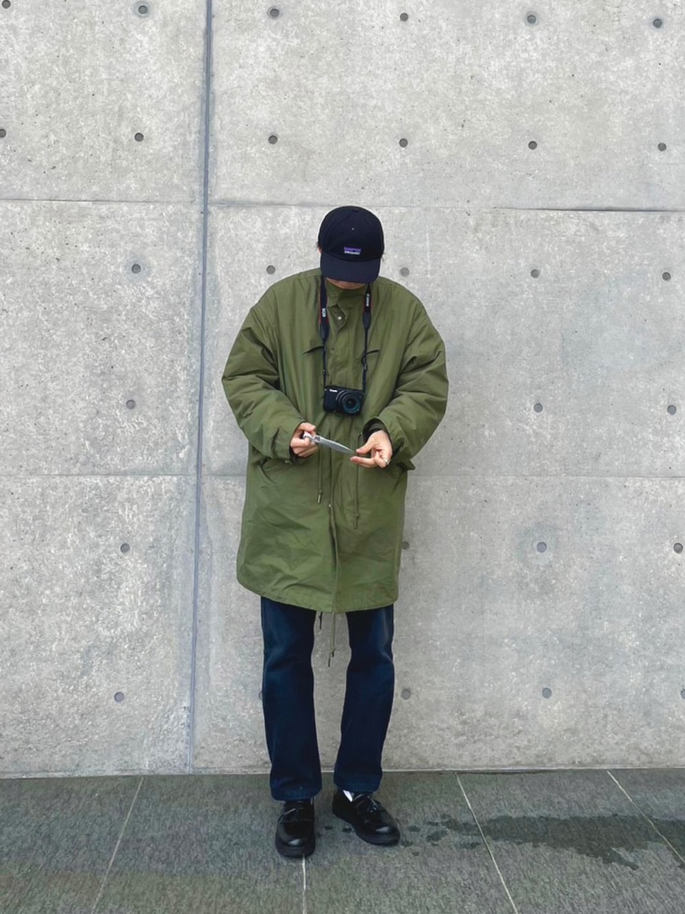 モッズコートを使った「リーバイス501」のメンズ人気ファッション