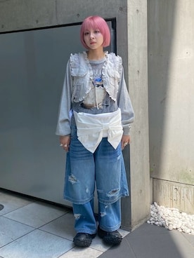 「アイテム（ボディバッグ/ウエストポーチ）」を使った、CandyStripperさん（レディース・148cm）の秋コーディネート