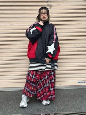 「アイテム（ナイロンジャケット）」を使った、CandyStripperさん（レディース・154cm）の秋コーディネート