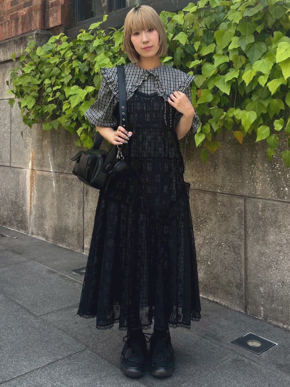 <fineさま>VALENTINO ブラック ワンピース フリル付き fineさま>VALENTINO ブラック ワンピース フリル付き