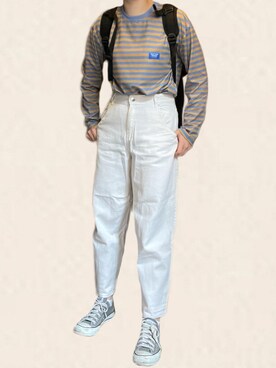 「H&M（エイチ・アンド・エム）のアイテム（パンツ、ホワイト系）」を使った、モモモさん（レディース・161cm）の秋コーディネート